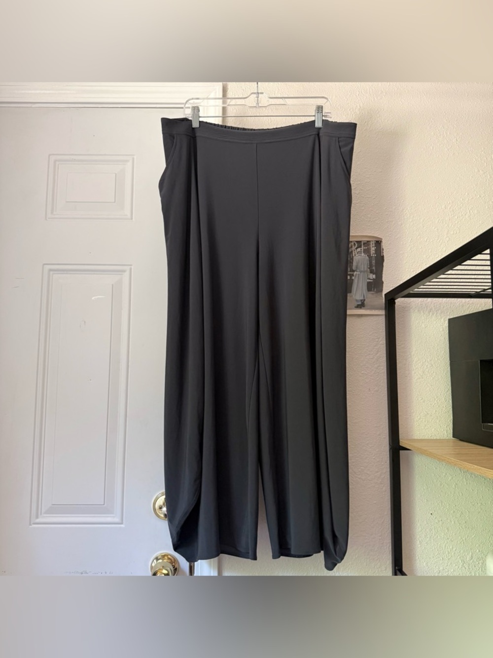COMFY USA grey lagenlook pull on palazzo wide barrel balloon parachute pants